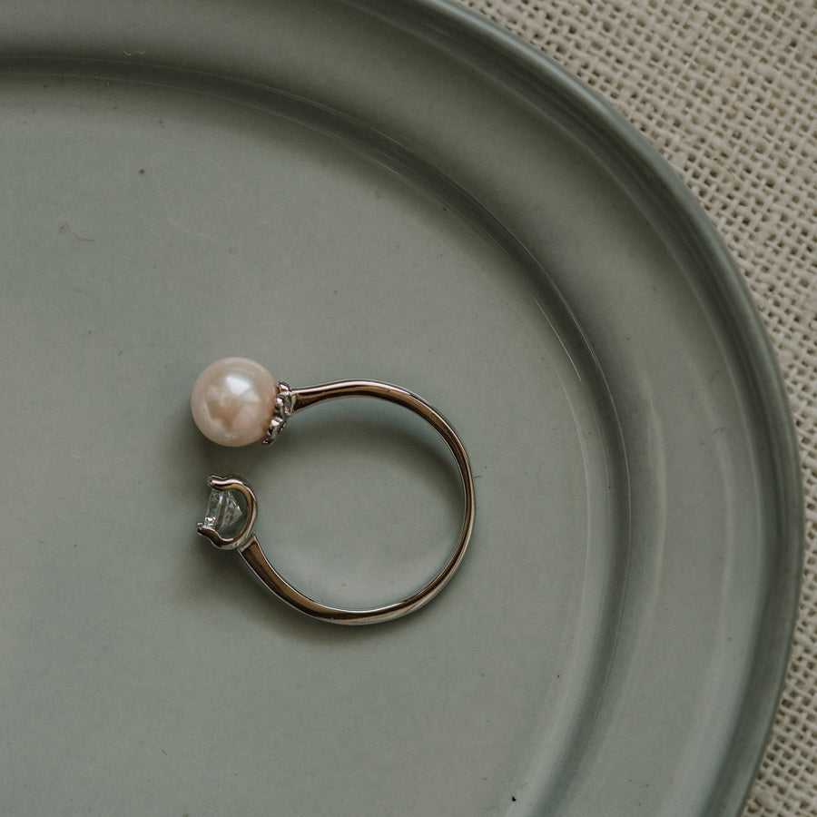 Miranda|單鑽珍珠戒指