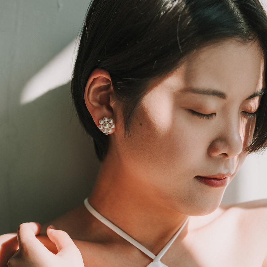 Victoria|花朵珍珠耳夾